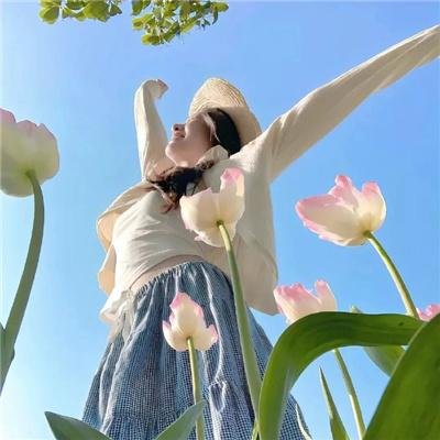 草裙春色